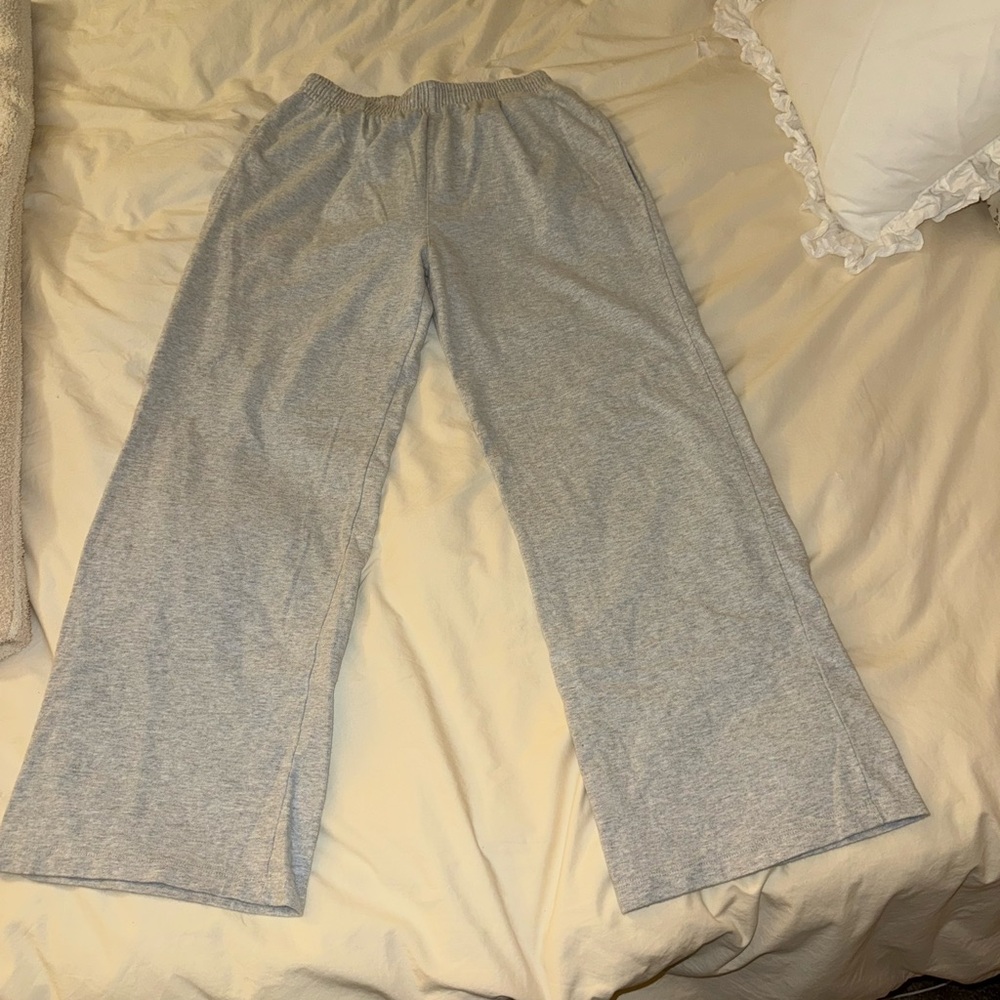 Brand New Brandy Melville Heather Gray Sweatpants